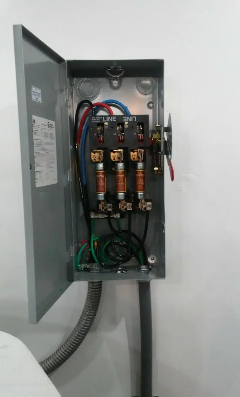 Three-phase disconnect switch installed for Smoke Detector Installation in Zephyrhills